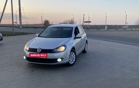 Volkswagen Golf VI, 2011 год, 1 050 000 рублей, 2 фотография