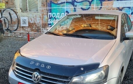 Volkswagen Polo VI (EU Market), 2011 год, 700 000 рублей, 3 фотография