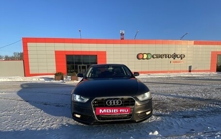 Audi A4, 2012 год, 1 060 000 рублей, 2 фотография