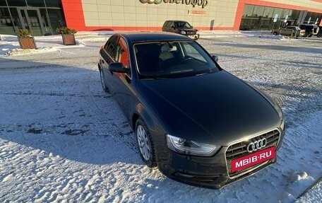 Audi A4, 2012 год, 1 060 000 рублей, 8 фотография