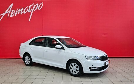 Skoda Rapid I, 2017 год, 925 000 рублей, 7 фотография