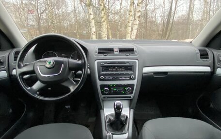 Skoda Octavia, 2011 год, 1 100 000 рублей, 10 фотография