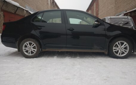 Volkswagen Jetta VI, 2010 год, 1 200 000 рублей, 4 фотография