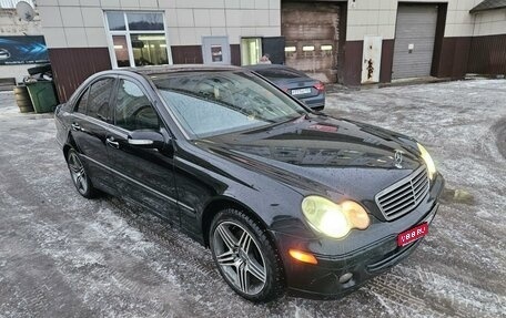 Mercedes-Benz C-Класс, 2004 год, 700 000 рублей, 1 фотография