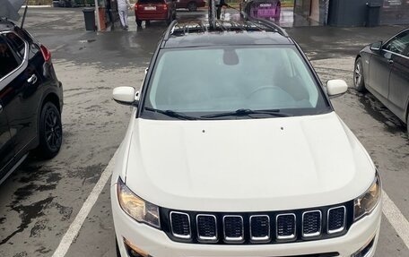 Jeep Compass II, 2018 год, 2 750 000 рублей, 4 фотография