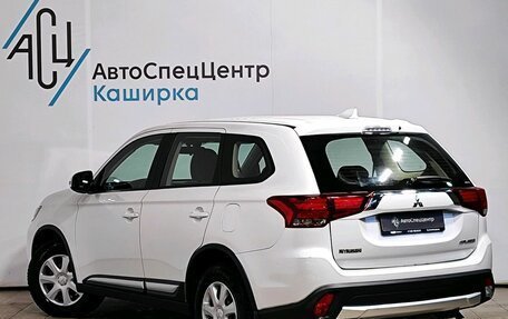 Mitsubishi Outlander III рестайлинг 3, 2017 год, 1 949 000 рублей, 4 фотография