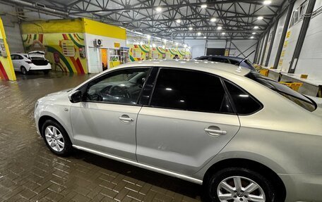 Volkswagen Polo VI (EU Market), 2011 год, 950 000 рублей, 4 фотография