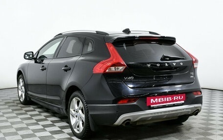 Volvo V40 II рестайлинг, 2013 год, 1 836 000 рублей, 7 фотография