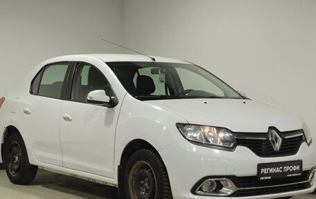 Renault Logan II, 2016 год, 798 000 рублей, 2 фотография