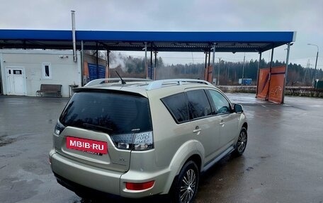 Mitsubishi Outlander III рестайлинг 3, 2008 год, 1 027 000 рублей, 2 фотография