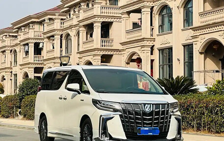 Toyota Alphard III, 2021 год, 8 250 000 рублей, 4 фотография