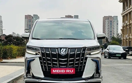 Toyota Alphard III, 2021 год, 8 250 000 рублей, 2 фотография