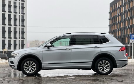 Volkswagen Tiguan II, 2019 год, 2 850 000 рублей, 5 фотография