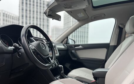 Volkswagen Tiguan II, 2019 год, 2 850 000 рублей, 15 фотография