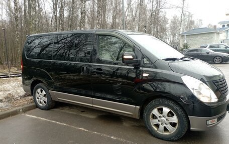 Hyundai Grand Starex Grand Starex I рестайлинг 2, 2013 год, 2 300 000 рублей, 2 фотография