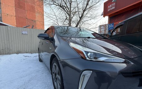 Toyota Prius IV XW50, 2019 год, 2 400 000 рублей, 6 фотография