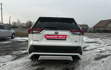 Toyota RAV4, 2019 год, 3 600 000 рублей, 21 фотография