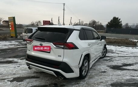 Toyota RAV4, 2019 год, 3 600 000 рублей, 22 фотография