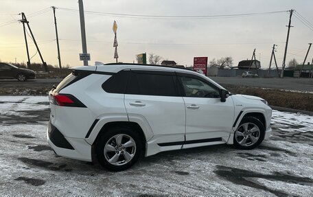 Toyota RAV4, 2019 год, 3 600 000 рублей, 24 фотография