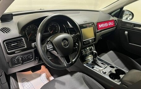 Volkswagen Touareg III, 2010 год, 1 820 000 рублей, 10 фотография