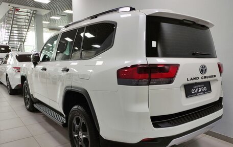 Toyota Land Cruiser, 2024 год, 16 750 000 рублей, 2 фотография