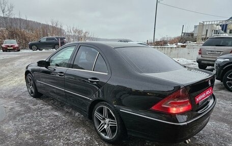 Mercedes-Benz C-Класс, 2004 год, 700 000 рублей, 4 фотография