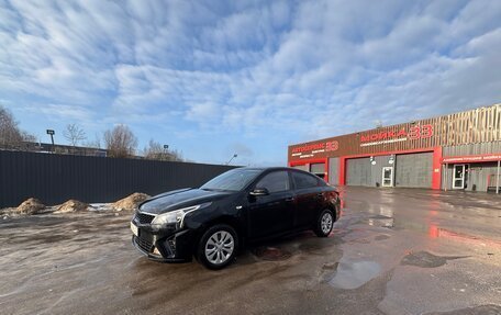 KIA Rio IV, 2020 год, 1 950 000 рублей, 3 фотография