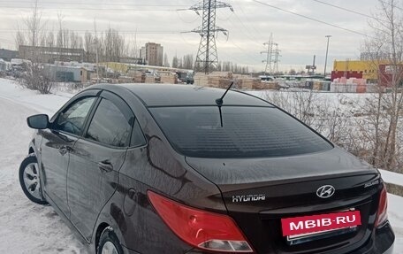 Hyundai Solaris II рестайлинг, 2015 год, 990 000 рублей, 2 фотография