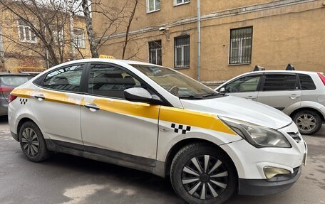 Hyundai Solaris II рестайлинг, 2016 год, 640 000 рублей, 3 фотография