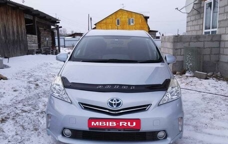 Toyota Prius Alpha I (ZVW40/41), 2014 год, 1 550 000 рублей, 3 фотография