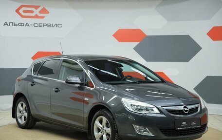 Opel Astra J, 2011 год, 850 000 рублей, 3 фотография