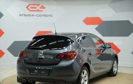 Opel Astra J, 2011 год, 850 000 рублей, 5 фотография