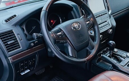 Toyota Land Cruiser 200, 2015 год, 6 350 000 рублей, 15 фотография