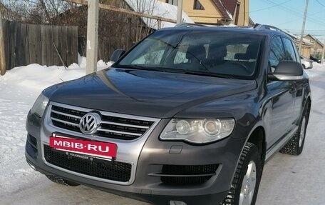 Volkswagen Touareg III, 2009 год, 1 800 000 рублей, 2 фотография