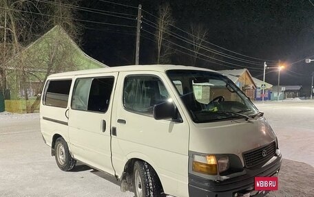 Toyota HiAce H100, 2000 год, 450 000 рублей, 4 фотография