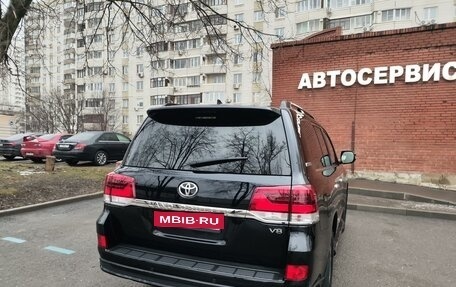 Toyota Land Cruiser 200, 2020 год, 11 000 000 рублей, 6 фотография