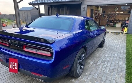 Dodge Challenger III рестайлинг 2, 2020 год, 5 500 000 рублей, 6 фотография