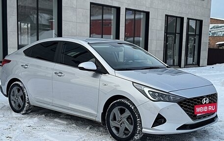 Hyundai Solaris II рестайлинг, 2021 год, 1 750 000 рублей, 3 фотография