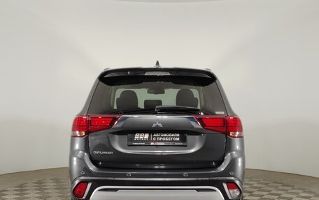 Mitsubishi Outlander III рестайлинг 3, 2021 год, 3 149 000 рублей, 6 фотография