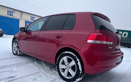 Volkswagen Golf VI, 2010 год, 900 000 рублей, 6 фотография