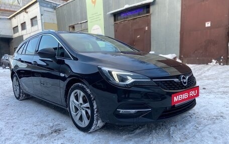 Opel Astra K, 2020 год, 1 920 000 рублей, 3 фотография