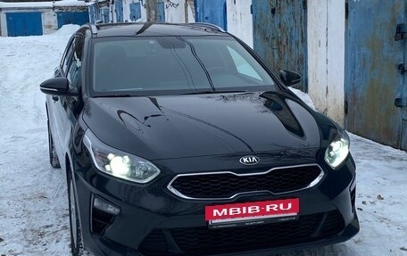 KIA cee'd III, 2019 год, 1 750 000 рублей, 2 фотография