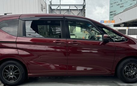 Honda Freed II, 2018 год, 1 595 000 рублей, 4 фотография