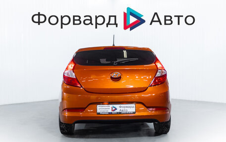 Hyundai Solaris II рестайлинг, 2014 год, 1 100 000 рублей, 6 фотография