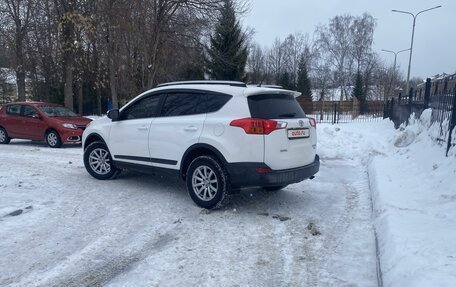 Toyota RAV4, 2014 год, 1 980 000 рублей, 3 фотография