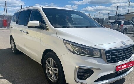 KIA Carnival III, 2019 год, 3 000 000 рублей, 3 фотография