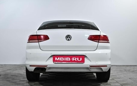 Volkswagen Passat B8 рестайлинг, 2015 год, 1 700 000 рублей, 6 фотография