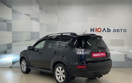 Mitsubishi Outlander III рестайлинг 3, 2011 год, 1 290 000 рублей, 6 фотография