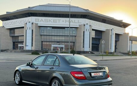 Mercedes-Benz C-Класс, 2011 год, 1 750 000 рублей, 8 фотография