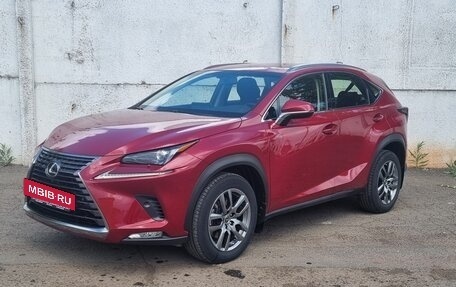 Lexus NX I, 2017 год, 4 000 000 рублей, 3 фотография